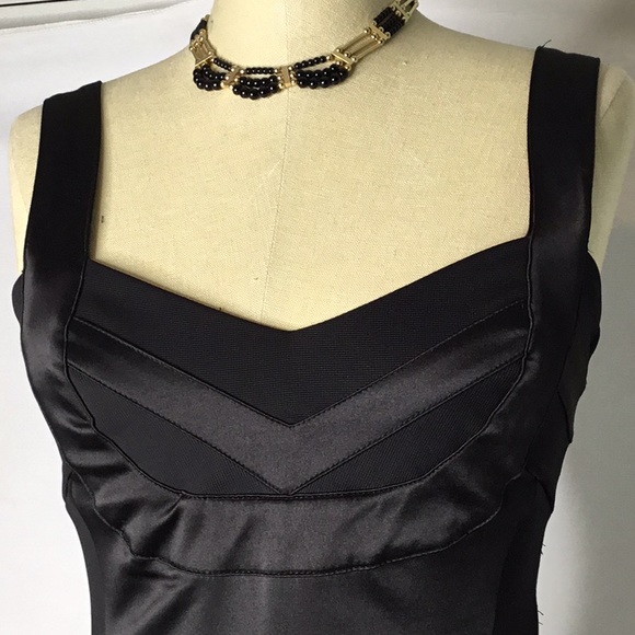 Women Black mini, figure flattering dress size M - Picture 3 of 8